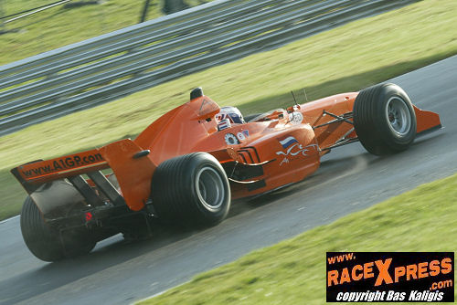 Verstappen wegliggings problemen in 2e trainingssessie!